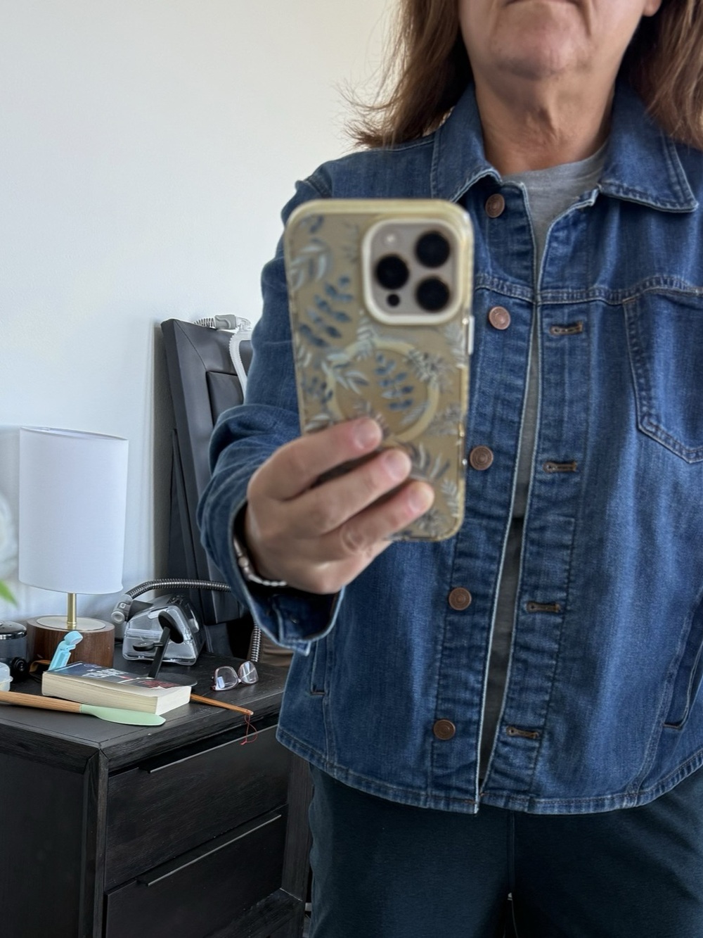 Chico's Denim Jean Jacket Blue Size 2 Like New